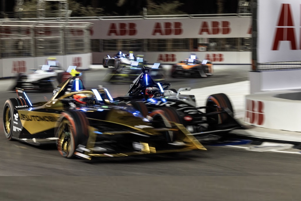 Injustice on the Track: Evans&#8217; Outrage Spotlights Stewards&#8217; Inaction in Intense Diriyah E-Prix