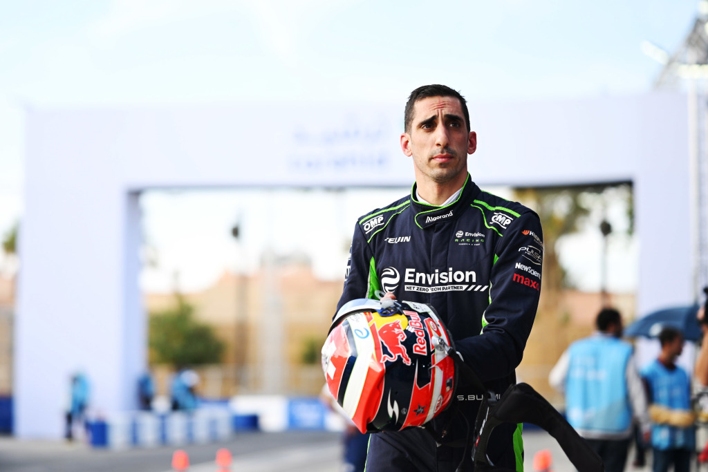 High-speed mishap dashes Buemi&#8217;s hopes for victory at the Diriyah E-Prix