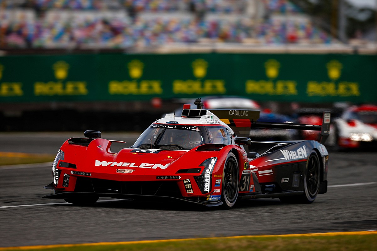 Daytona 24h Roar: AXR Cadillac edges JDC-Miller Porsche to lead third session