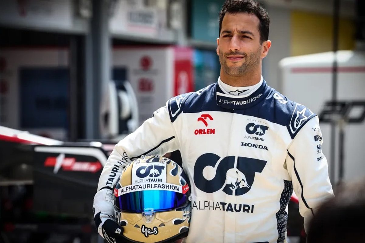 F1 team principal questions rivals over Ricciardo decision