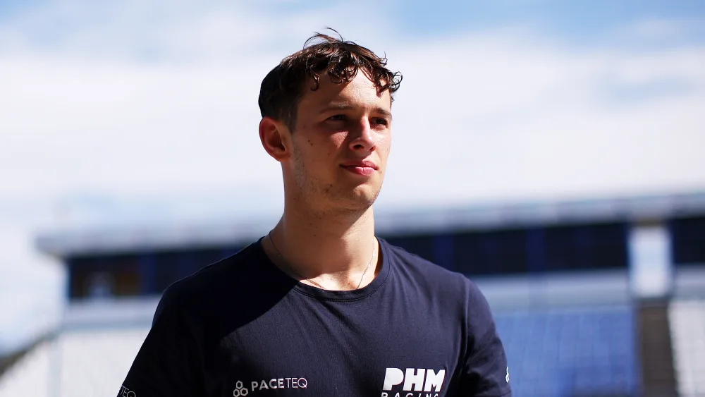 Dufek steps up to FIA F3 with PHM AIX Racing