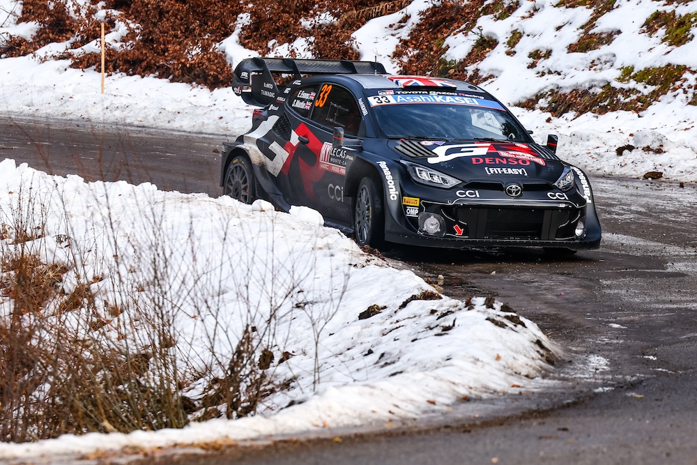 Ogier Triumphs in High-Stakes Battle, Emerging Victorious in the WRC Monte Carlo Rally Friday Showdown
