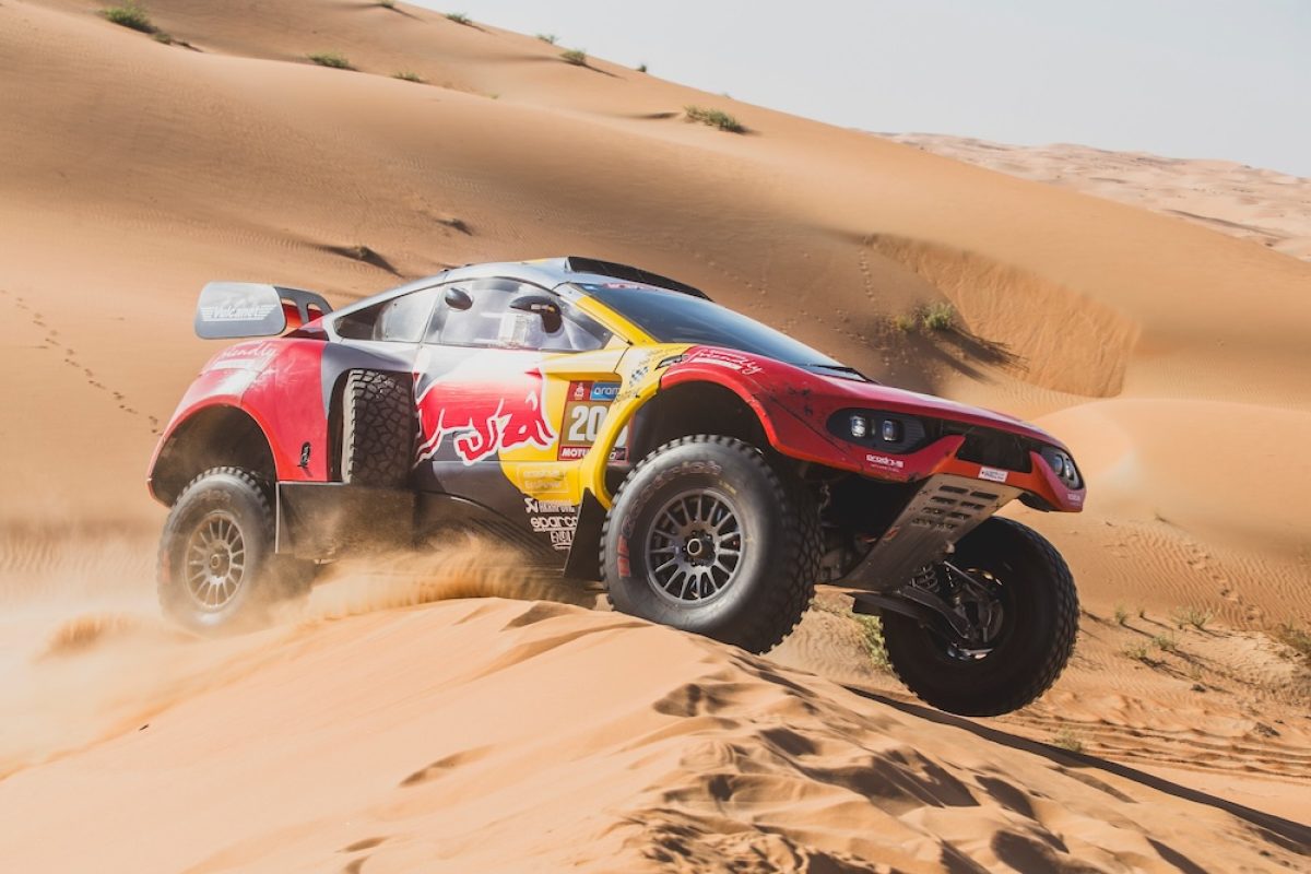 Loeb wins 48 Chrono stage at Dakar