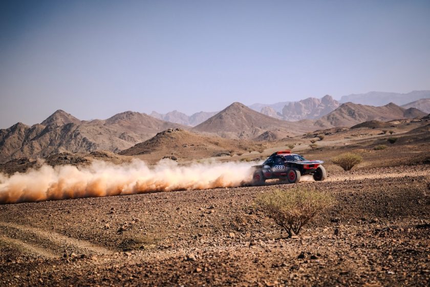 Sainz&#8217;s Dominance Continues as Loeb Falters: The Epic Battle for Dakar Glory Nears its Climax