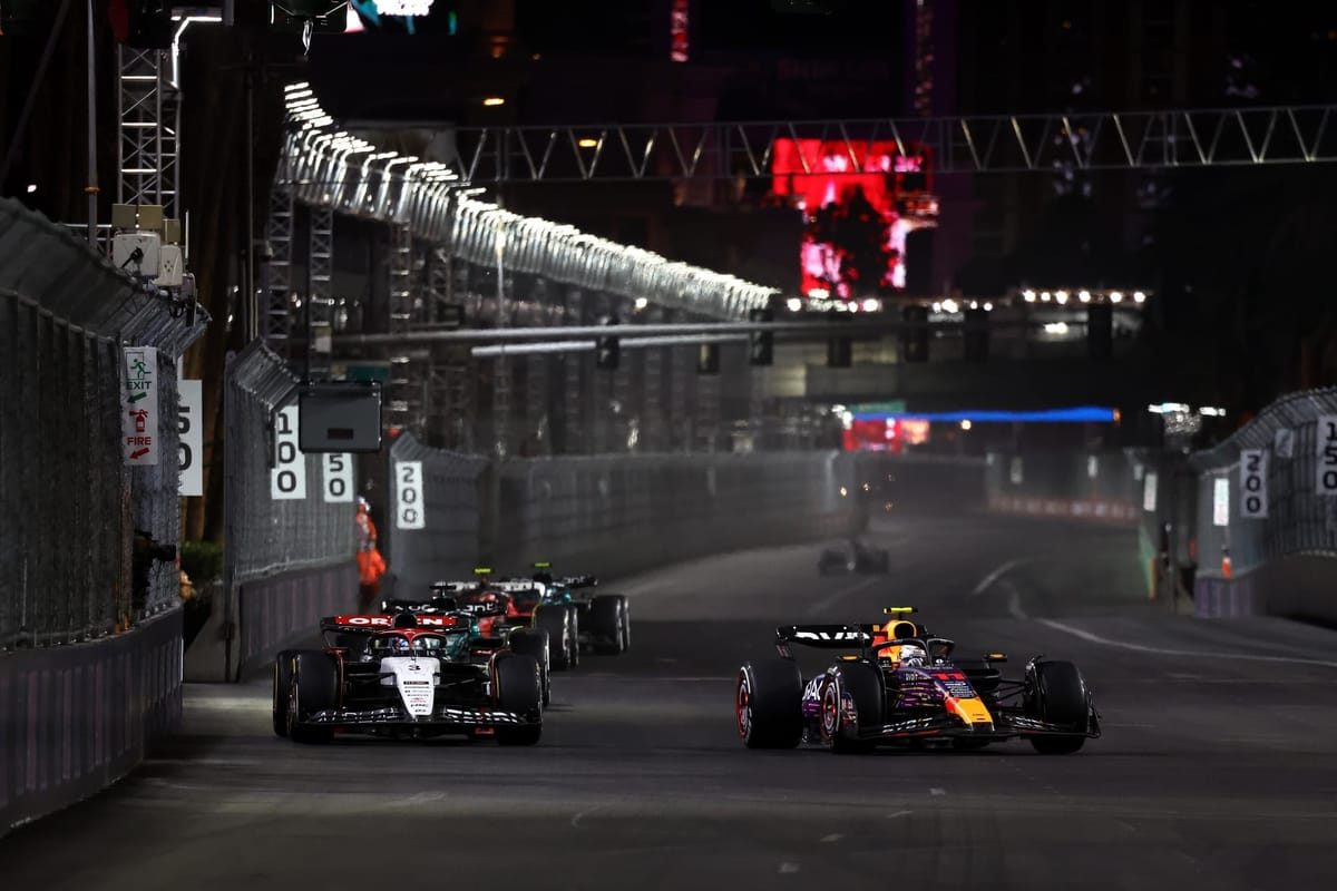 What does Red Bull do if neither Ricciardo or Perez impresses?