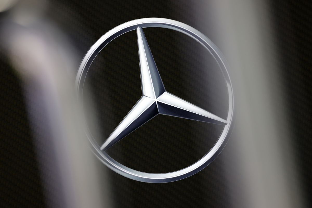 Unveiling the Veiled: Mercedes-Benz CEO Unleashes Truth Behind Chaos and Missed Deadlines