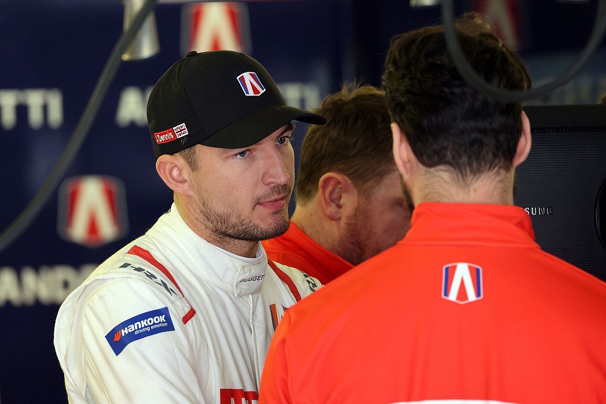 Dennis &quot;paid the price&quot; for qualifying mistake in Formula E&#8217;s Mexico City race