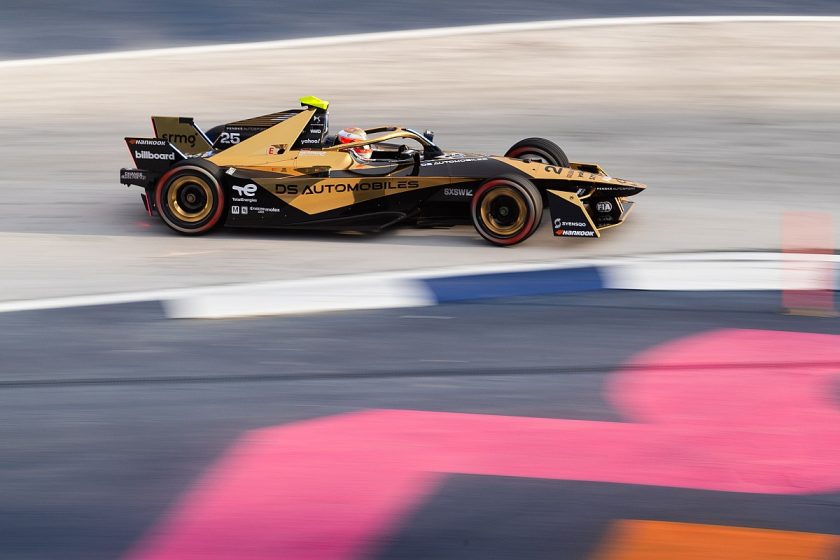 Electrifying Showdown in Diriyah: Vergne Claims Pole Position in High-Stakes Battle with Evans