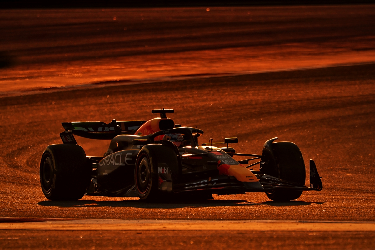 The Dutch Dynamite: Verstappen Shines Bright in Bahrain F1 Testing Debut