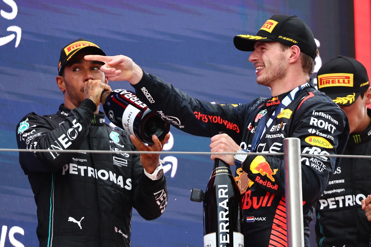 Max Verstappen Prophesies a Tumultuous Future: Hamilton and Mercedes Brace for an &#8216;Awkward&#8217; 2024