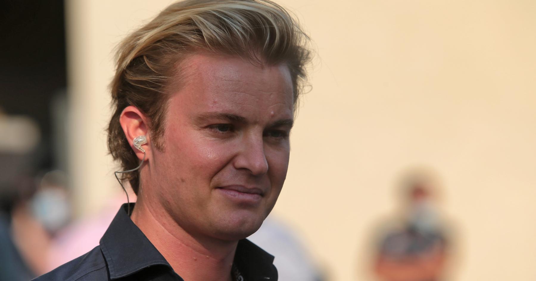Rosberg&#8217;s Graceful Decision: Declining to Replace Hamilton