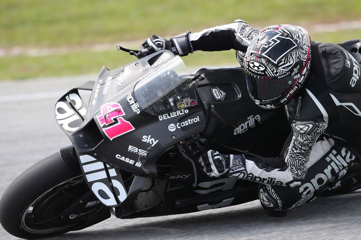 Racing towards the Front: Espargaro Calls for Aprilla&#8217;s MotoGP Engine Upgrade