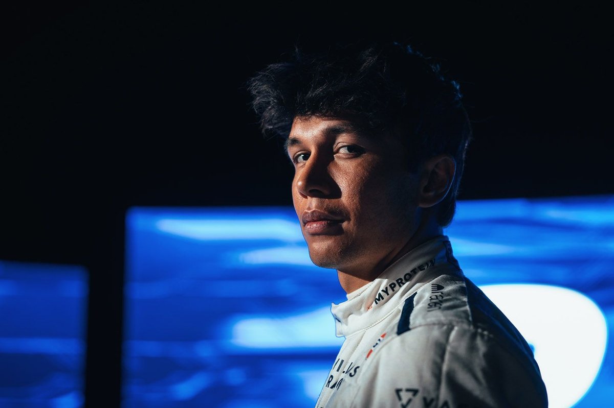 Landmark Contract Extension: Albon Signs with Williams for F1 Dominance until 2025