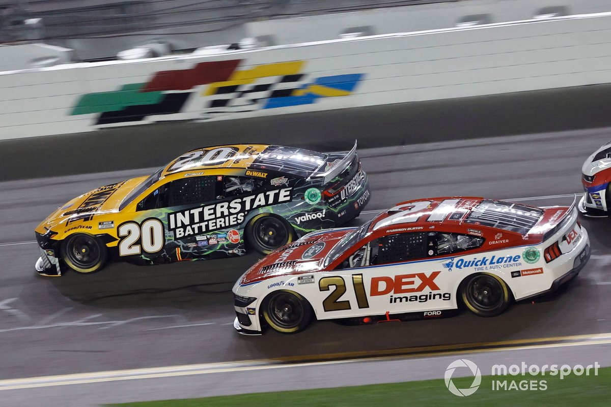 Thrilling Duels at Daytona 500: Bell and Reddick Reign Victorious, Johnson Secures Last-Minute Qualification
