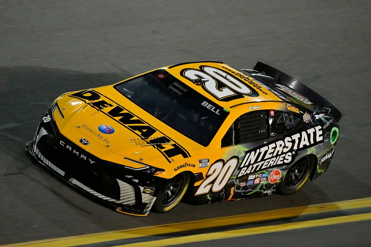 Daytona 500: Duel #2 marred by massive crash; Bell takes victory