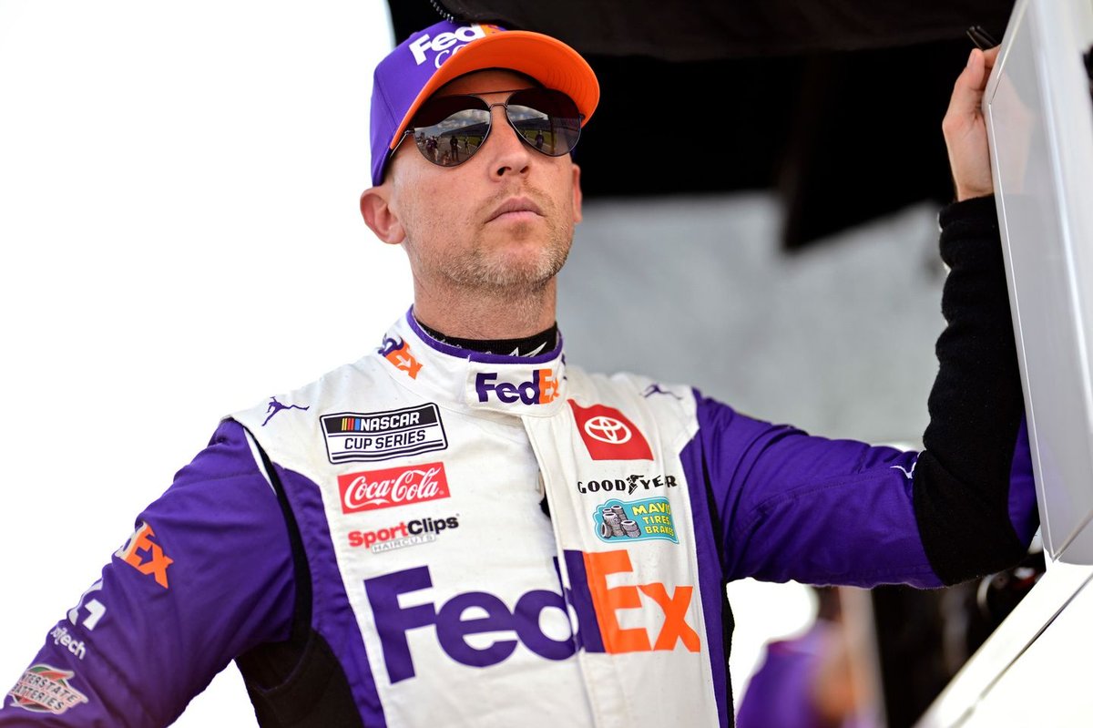 Flying High: Hamlin Captures Front Row for NASCAR Clash in Glittering Los Angeles