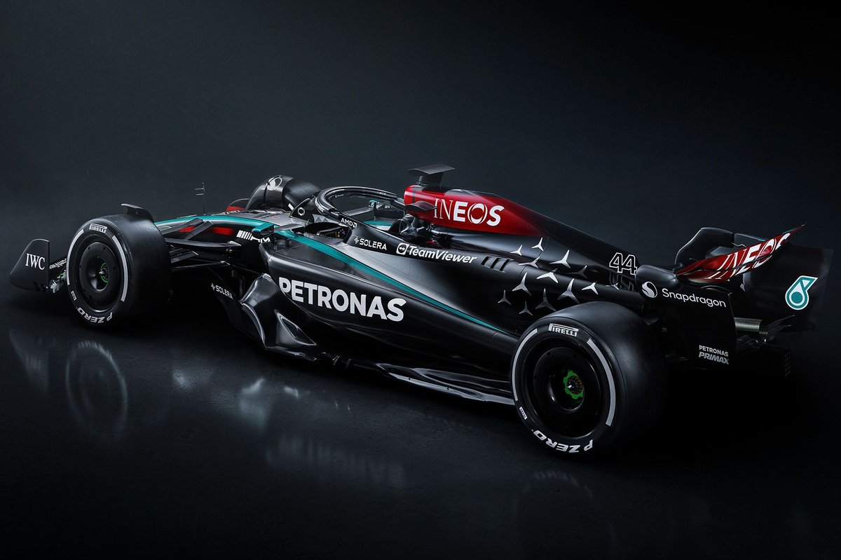 Unveiling the Unconventional: Mercedes&#8217; Rule-Breaking Formula 1 Car