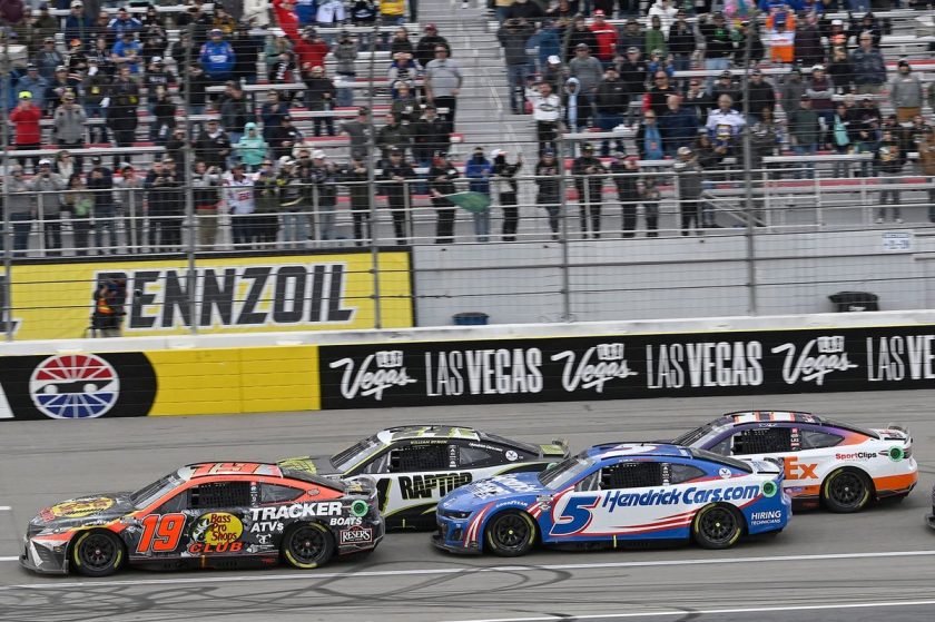 Rev Up for the Thrilling 2024 NASCAR Las Vegas Event: Unveiling the Schedule, Entry List, and Where to Watch!