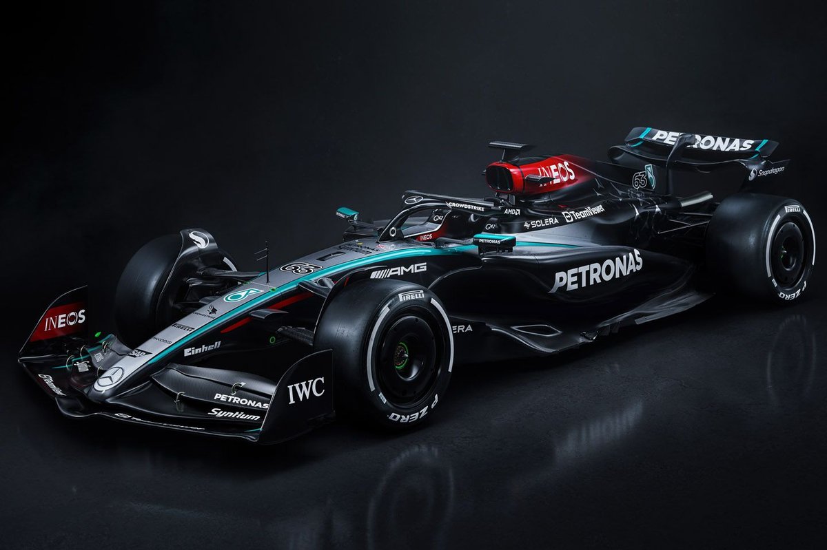 Unveiling Excellence: Mercedes 2024 W15 F1 Revs Up at Silverstone