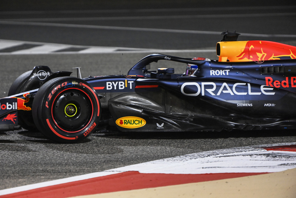 The Battle of Titans: Verstappen Clinches Pole Position Ahead of Leclerc in Bahrain Grand Prix Qualifying