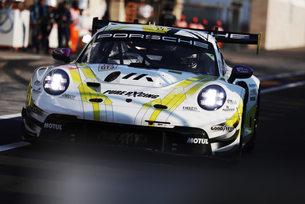 The Road to Victory: Porsche's Triumph in the WEC LMGT3 Race in Qatar