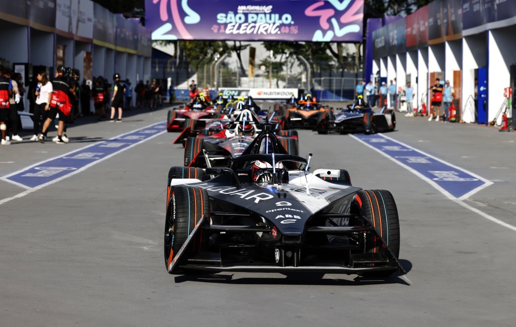 Evans Dominates in Sao Paulo: Setting the Electric Pace in Formula E Practice