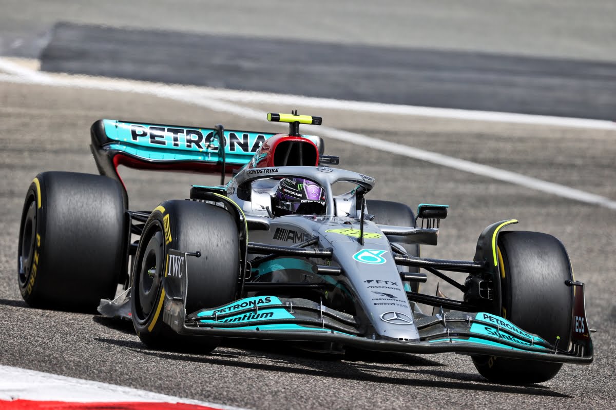 Unveiling the Engineering Marvel: How Mercedes F1 Mastered the Art of Downforce Adjustment in Hamilton's Bouncing Car