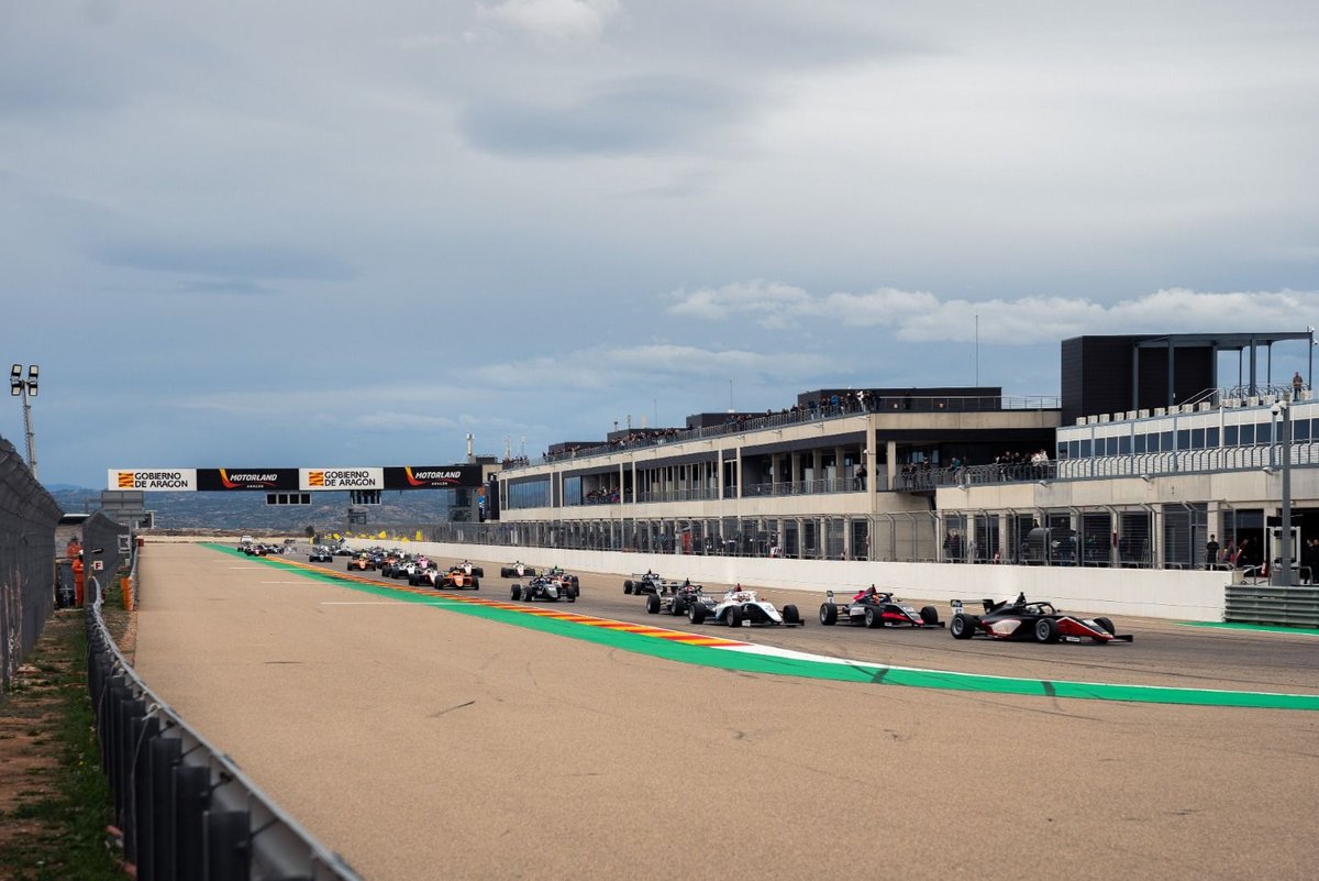 Thrilling Upsets and Surprising Triumphs: Formula Winter Series Aragon Unleashes New Champions Amidst Title Race Drama
