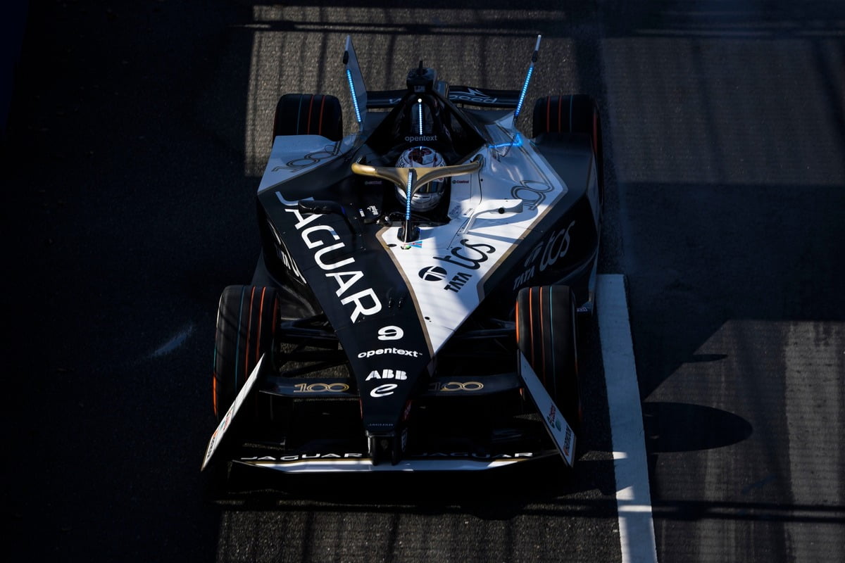 Evans Shines in Tokyo E-Prix Qualifying: Dominates FP2 with Impressive Pace