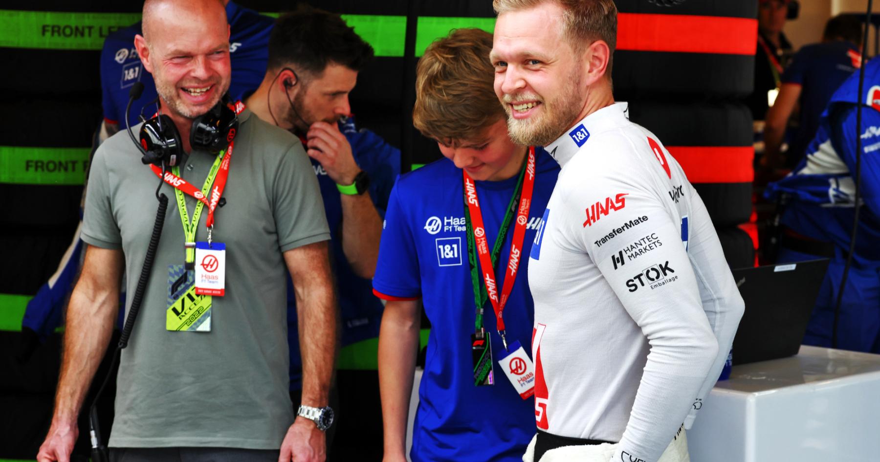 Family Ties: A Revealing Look at the Racing Legacy of Magnussen's Father in F1