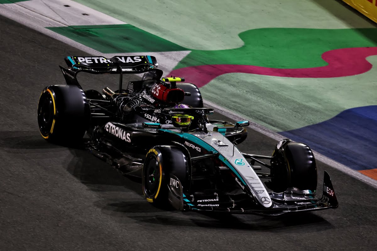 Hamilton's Frustration Peaks as Mercedes Suffers Setback in Jeddah