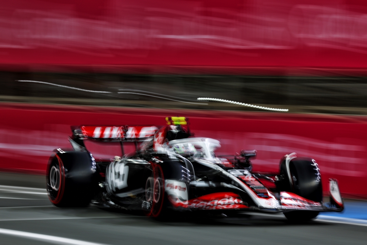 Inside the High-Speed Drama: Hulkenberg Unveils Unseen Tactical Maneuvers of Saudi GP