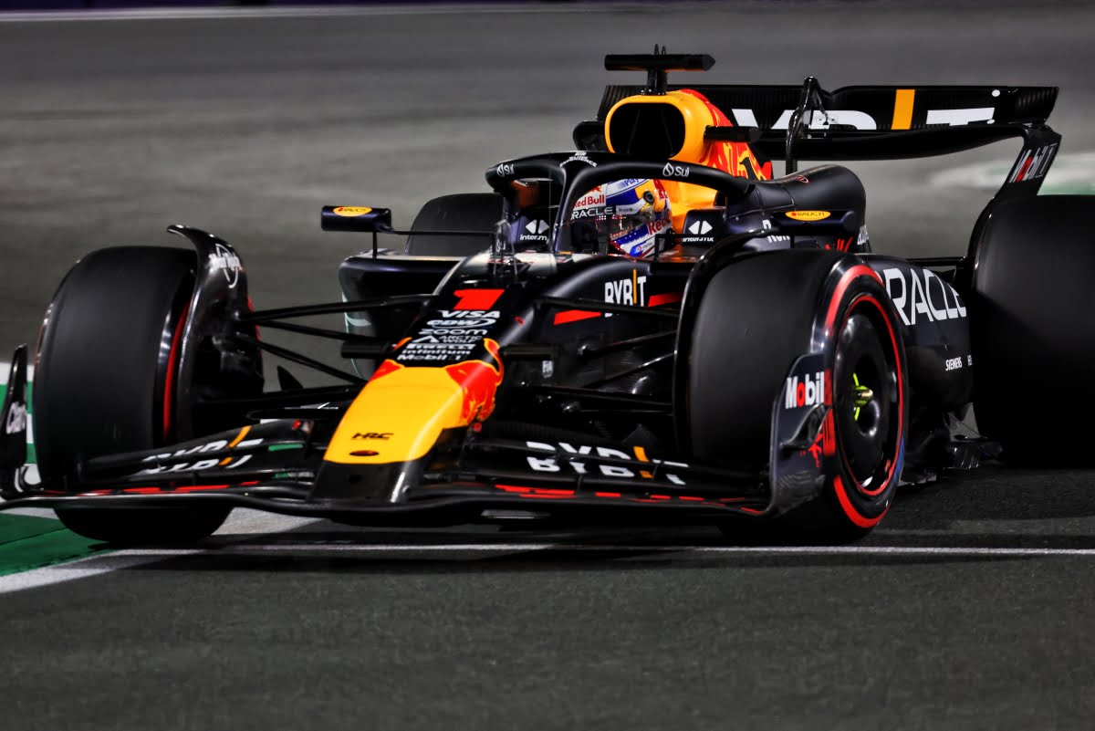 Verstappen's Thrilling Saudi F1 Pole Lap Echoes Past Challenges: A Tale of Redemption