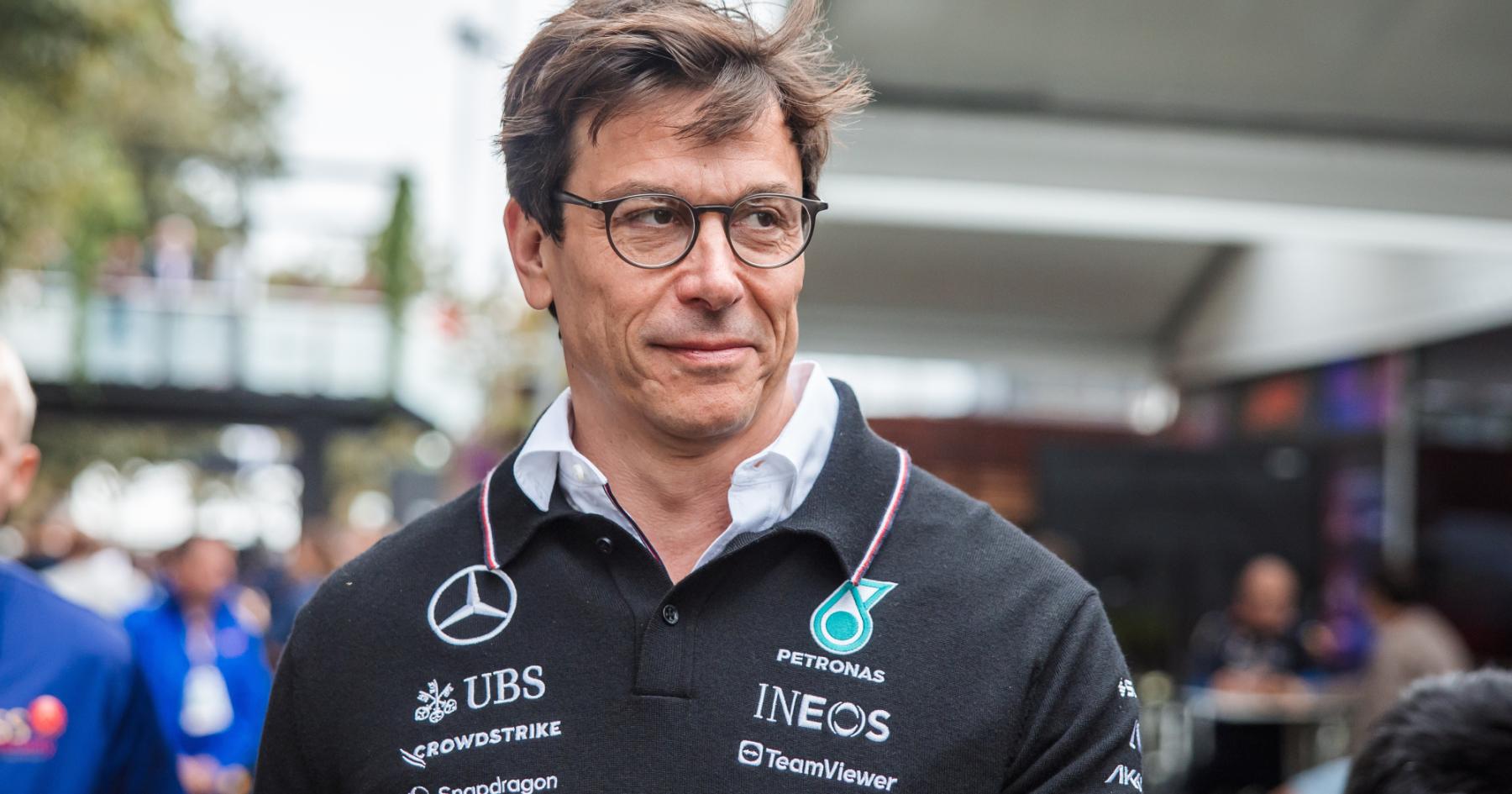 Villeneuve Calls Out Wolff: The Strategic Pursuit of Verstappen