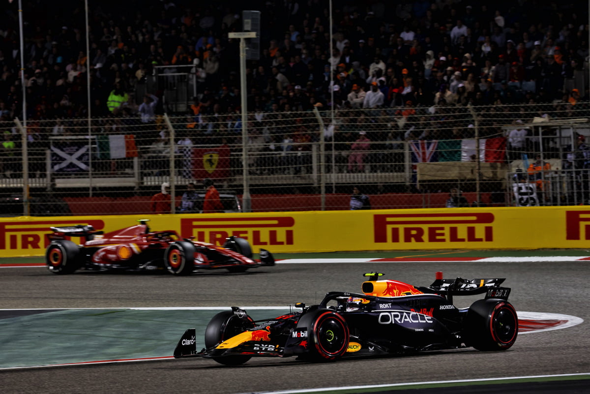 Sainz Exposes Dominant Red Bull F1 Advantage: A Menacing Force on the Track