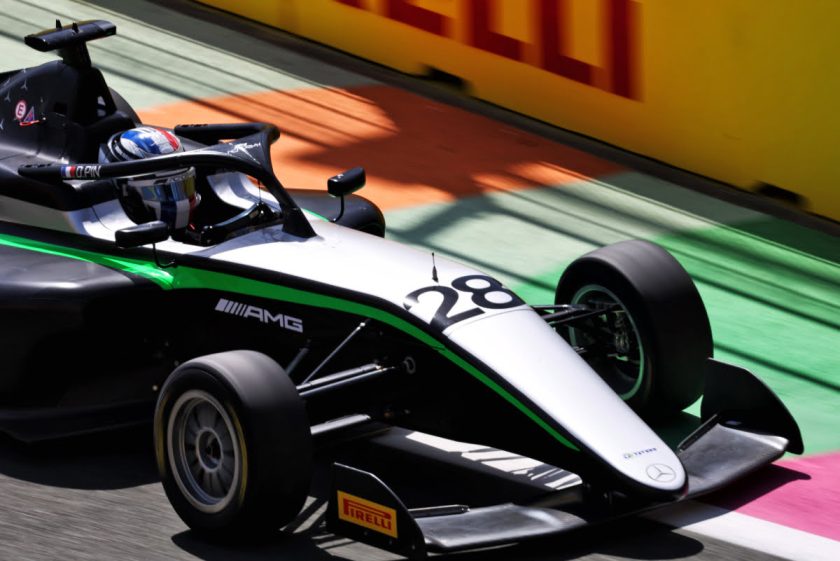 Rising Star: Mercedes Junior Pin Dominates Jeddah F1 Academy Qualifying