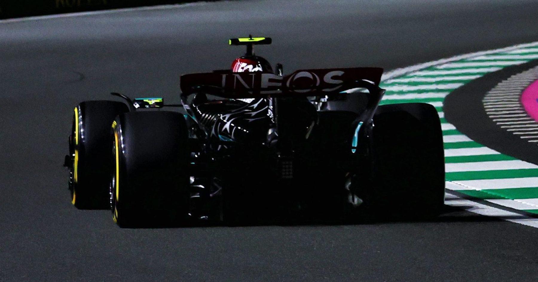 Hamilton lacking 'faith' in Mercedes