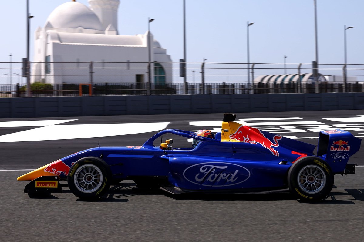 Ford F1 Academy Announces Major Partnership with Red Bull Racing Team
