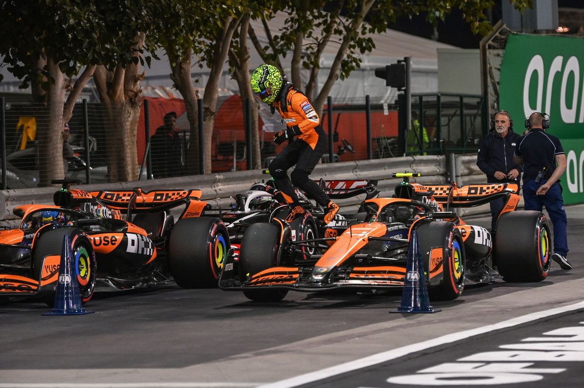 McLaren Speedsters Set Sights on Front Row in Bahrain F1 Showdown