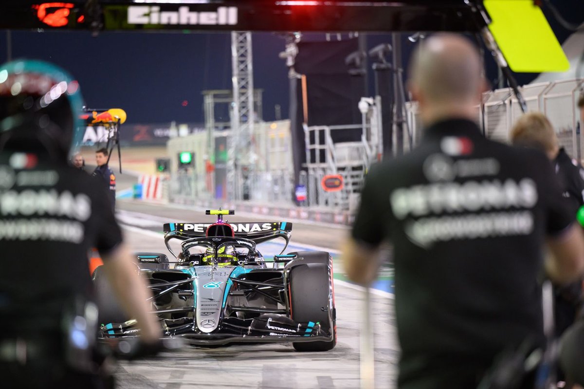 Mercedes Strategically Shifts Gears in Bahrain F1 Qualifying for Race Day Dominance