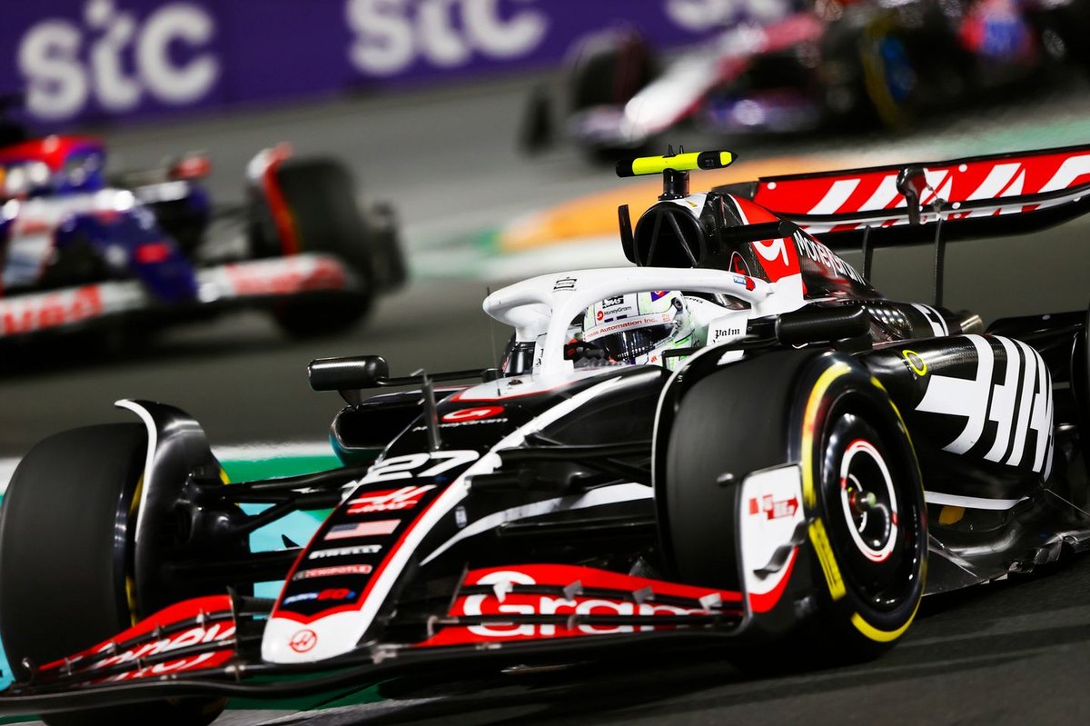 Innovative Strategies: How Hulkenberg Proposes Smaller F1 Teams to Achieve Success