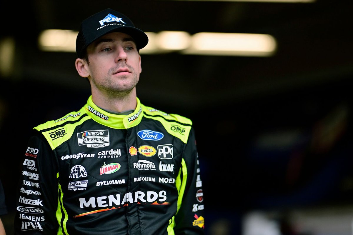 Blaney Shines Bright: Dominates Bristol Qualifying Against Berry