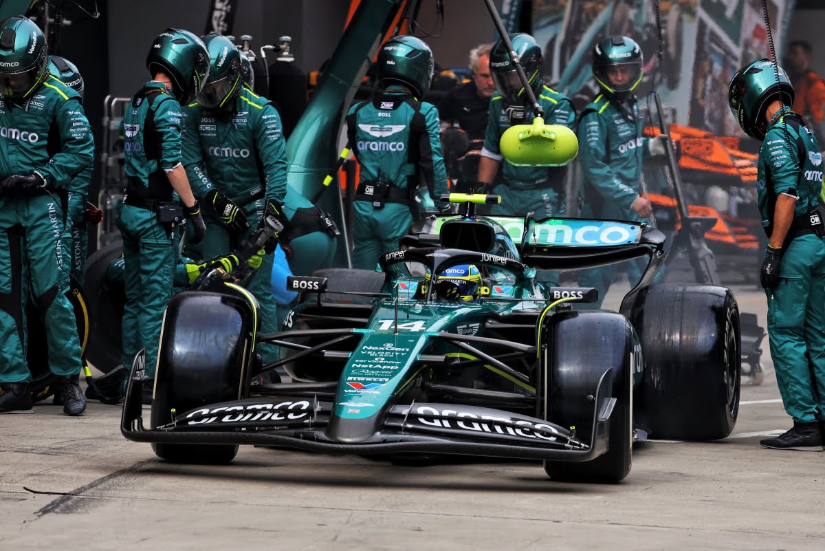 Strategic Genius: Alonso Unveils Unorthodox Soft Tyre Stint in F1 Chinese GP