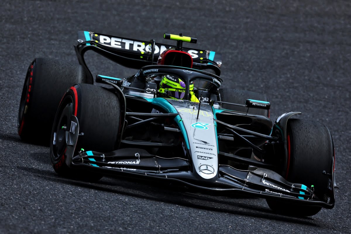 Strategic Insight: Hamilton Exploits Mercedes F1 Weaknesses with Impressive Suzuka Qualifying Display