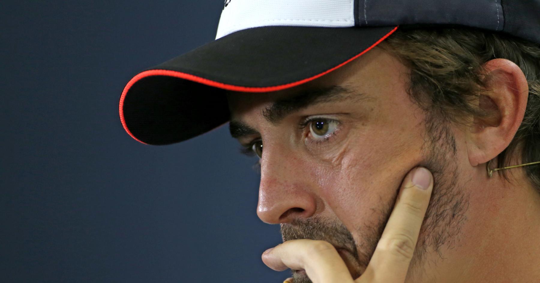 Fernando Alonso extends a diplomatic gesture to Honda in anticipation of their 2026 reunion