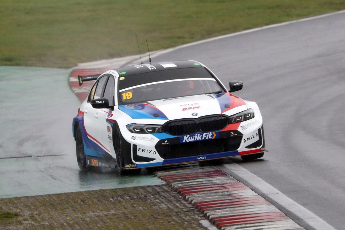 Thompson Proves Worthy Contender for BTCC Seat in BMW Debut