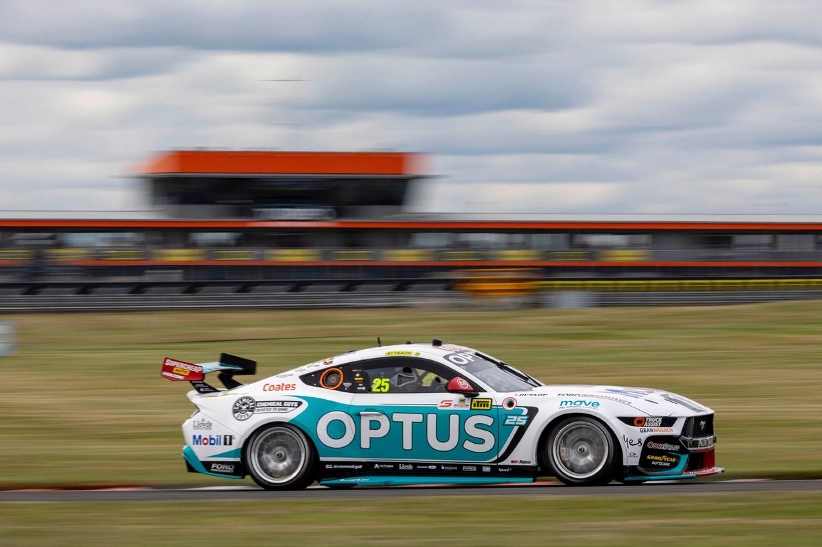 Ford Dominance at Supercars Taupo Practice: Mostert Leads the Way with 1-2-3 Finish
