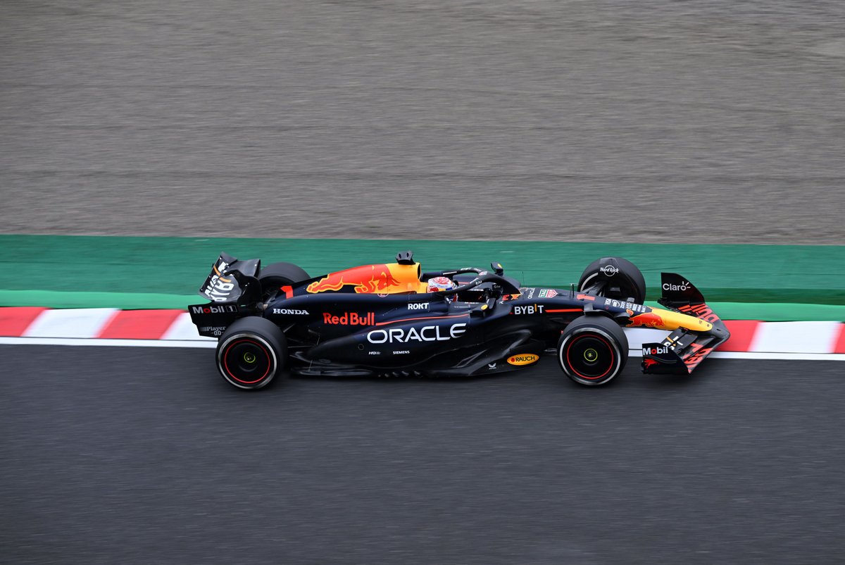 Verstappen Dominates Final Practice at F1 Japanese Grand Prix
