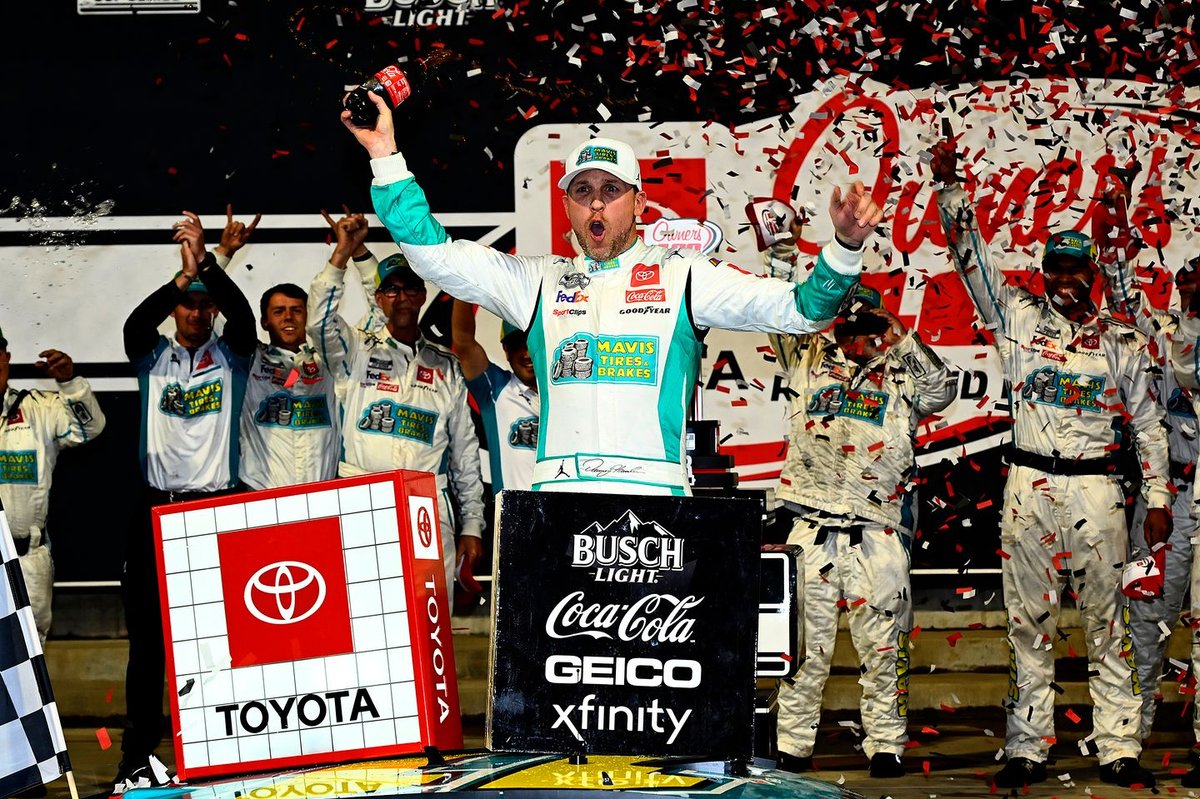 Victory at the Edge: Hamlin's Epic Overtime Triumph at Richmond NASCAR Cup Race