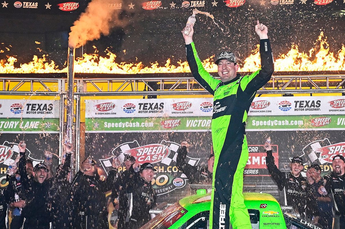 The Thrilling Victory: Kyle Busch Outraces All to Secure NASCAR Truck Win at Texas